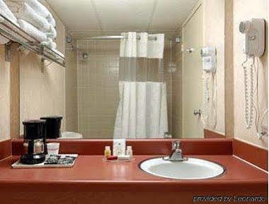 Suburban Studios Кордел Экстерьер фото